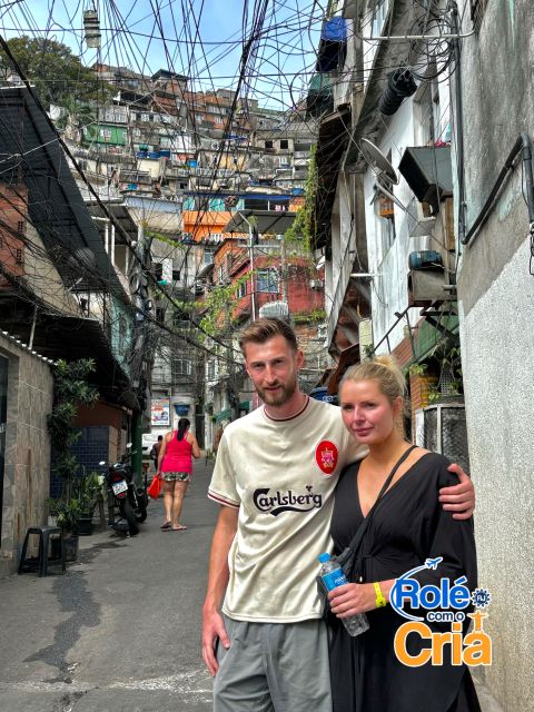 Rio de Janeiro: Rocinha Favela guided tour - Walking through Rocinha’s daily routine