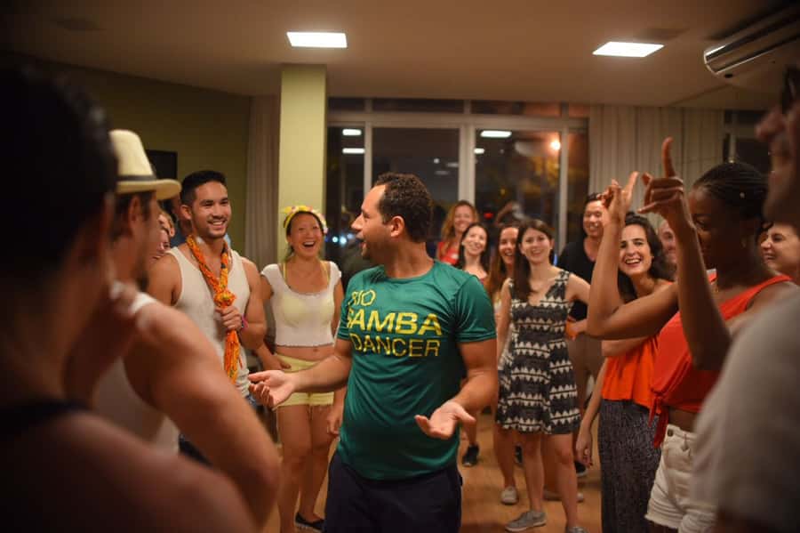 Rio de Janeiro: Samba Class in Copacabana - The first steps: learning samba no pé