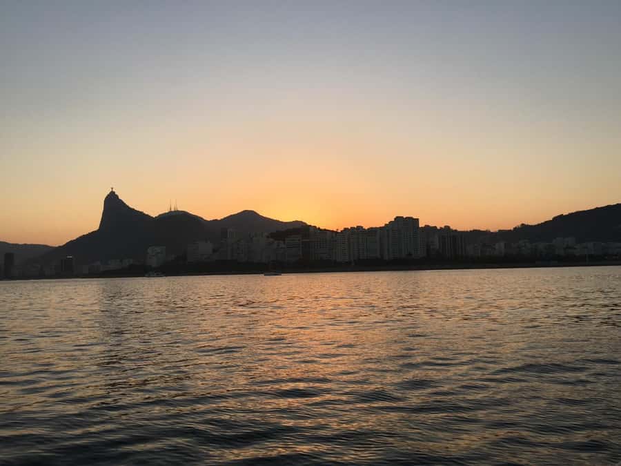 Rio de Janeiro: SpeedBoat Tour - Sunset with Beer - What the small group changes