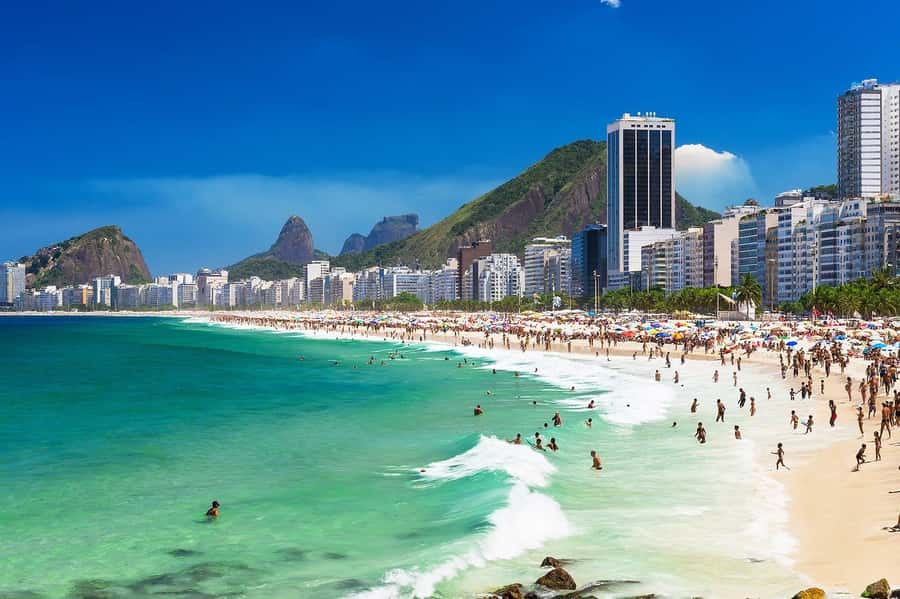 Rio de Janeiro: Sugarloaf Mountain & Beaches Half-Day Tour - Guide languages and the human side of the tour