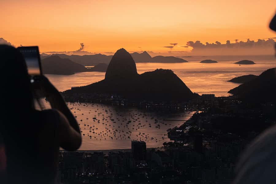 Rio de Janeiro: Sunrise at Observatory & Christ the Redeemer - A quick breakfast near Corcovado