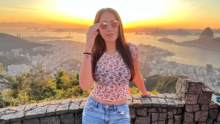 Rio de Janeiro: Sunrise Lookout and Christ the Redeemer Tour - Dona Marta Lookout before the city wakes