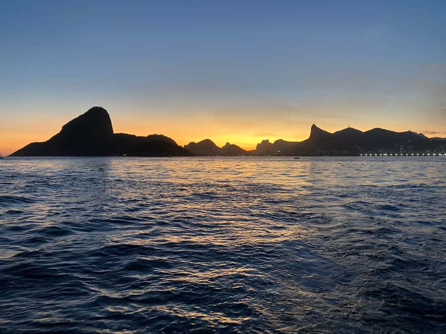 Rio de Janeiro: Sunset Sailboat Tour with Open Bar - Key points to know before you book