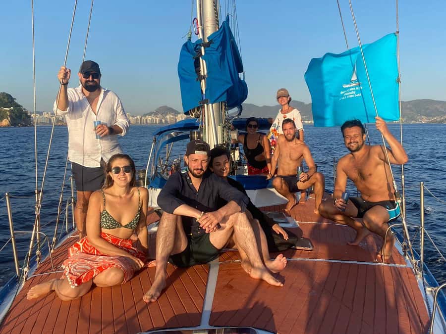 Rio de Janeiro: Sunset Sailboat Tour with Open Bar - What you will eat on board