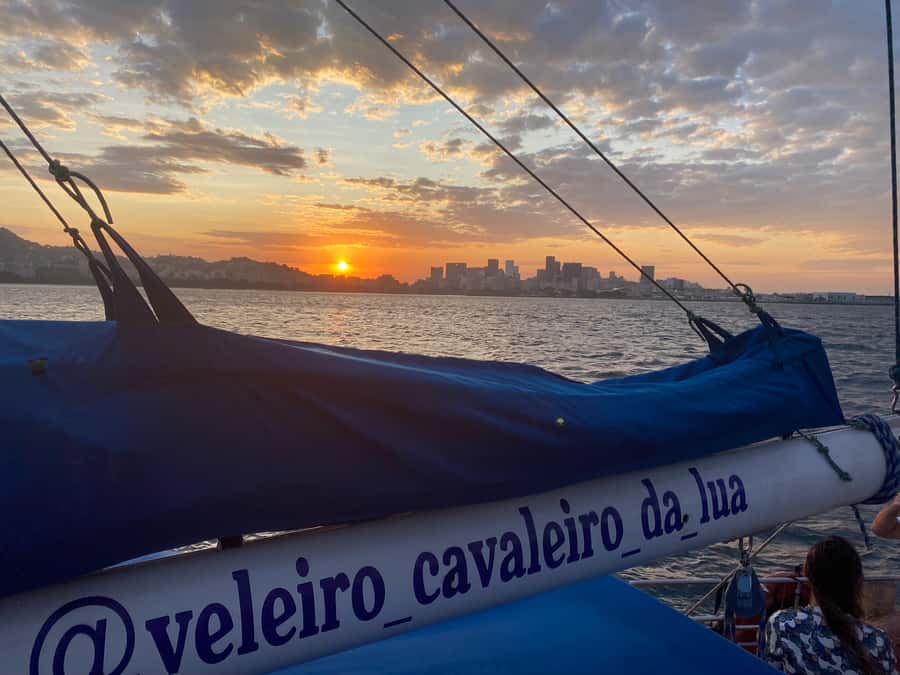 Rio de Janeiro: Sunset Sailboat Tour with Open Bar - Music, photos, and the social atmosphere