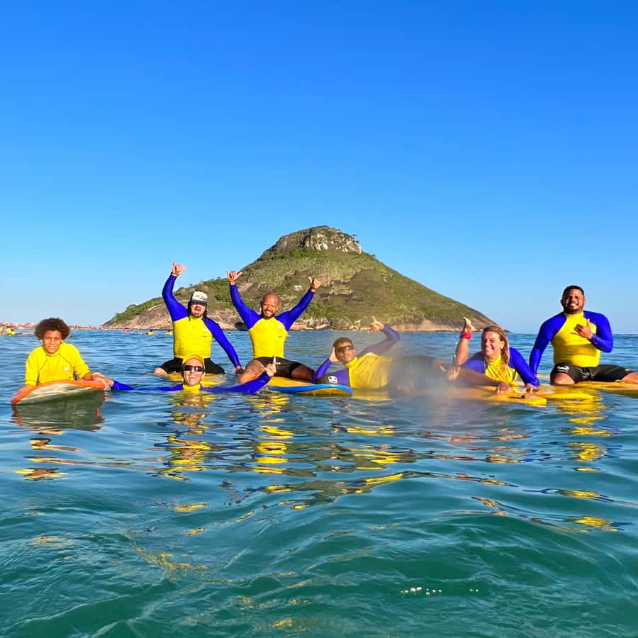 Rio de Janeiro: Surflessons and surfcoach. - Starting at CADES headquarters
