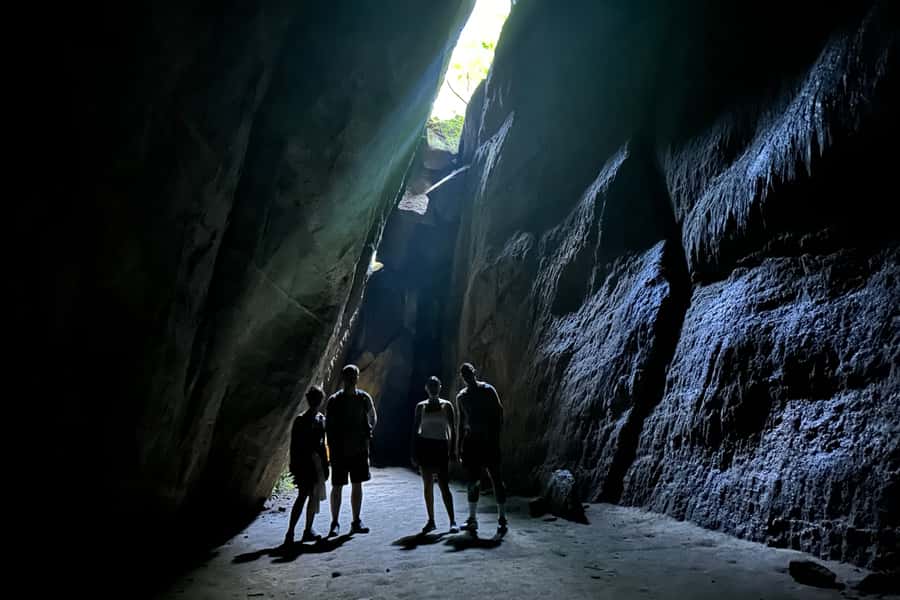 Rio de Janeiro: Tijuca National Park Tour - Gruta dos Morcegos adds a different kind of stop