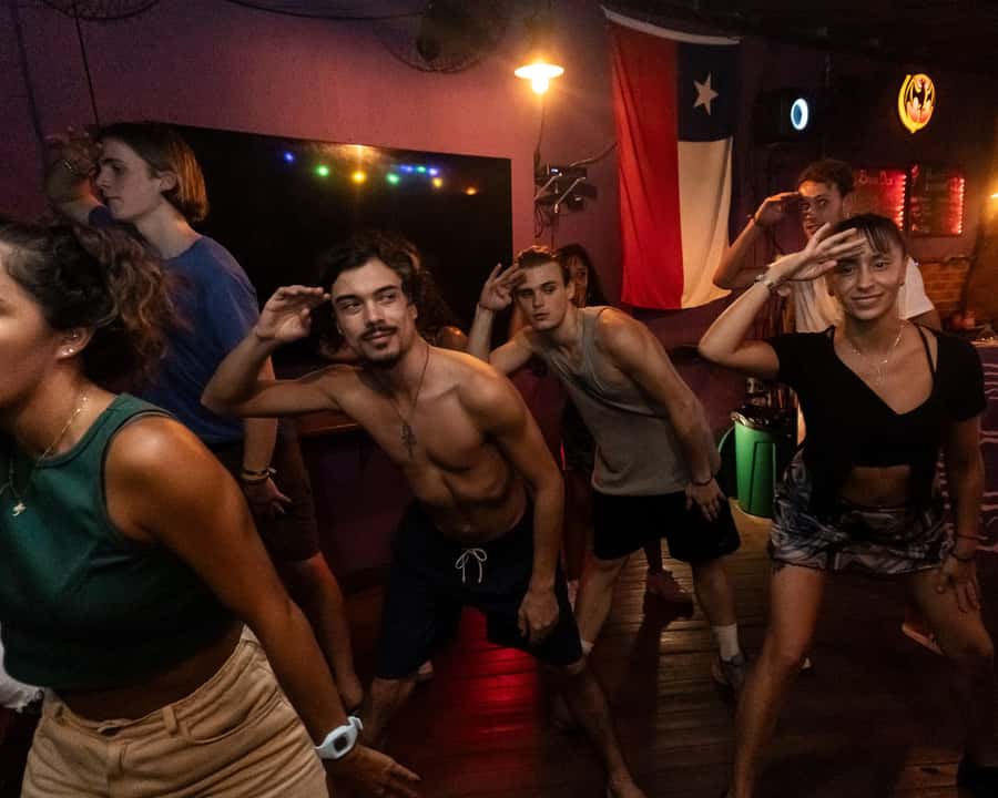 Rio Experience: Caipirinha Workshop (2 Caipis) + Funk Class - Timing, language, and what to bring