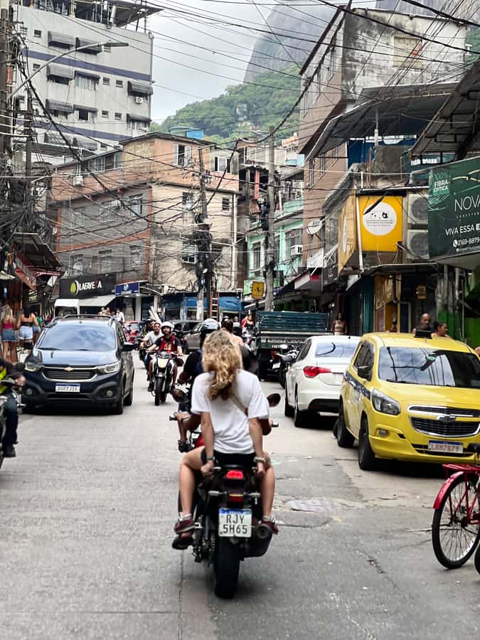 Rio: Favela Rocinha Tour with Local Guide & Secret Spots - Viewpoints and the extra-cost secret spots