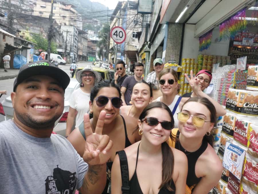 Rio Favela Tour - How the community contribution works