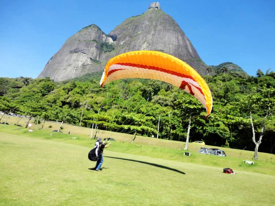 Rio's Best Hidden Beaches Small Group Tour - Guides, language, and the feel of a small group