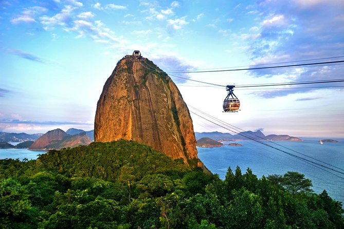 Sugarloaf Mountain Climbing Trail - Starting in Urca and finding your rhythm