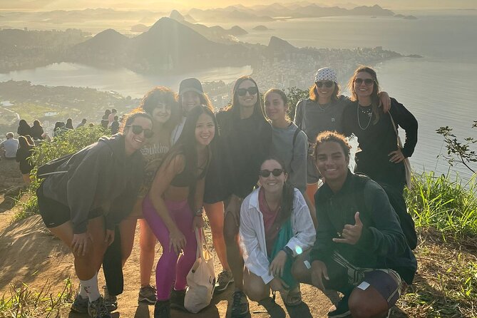 Sunrise at Morro 2 Irmãos - Vidigal - Rio de Janeiro - Why the sunrise from Dois Irmãos is worth the early alarm