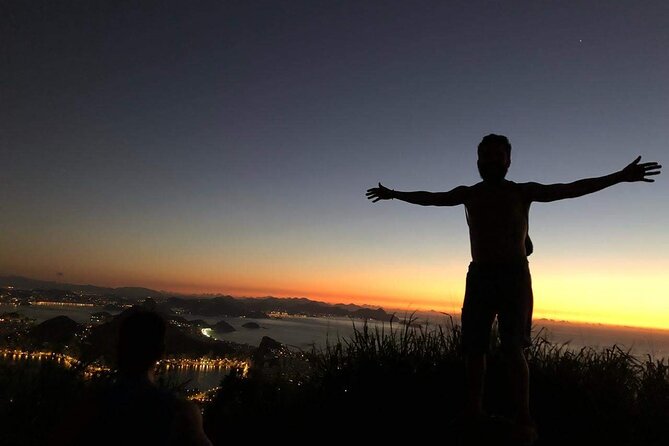 Sunrise at Morro 2 Irmãos - Vidigal - Rio de Janeiro - The one-hour trail to Morro Dois Irmãos