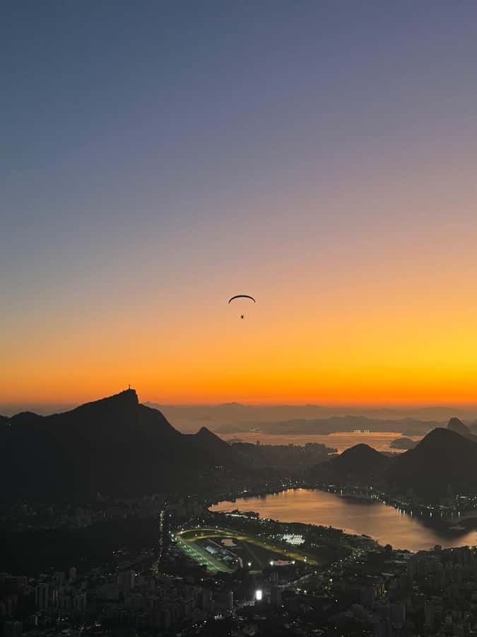 Sunrise at Morro Dois Irmãos + Vidigal Favela Experience - Key points to know before booking