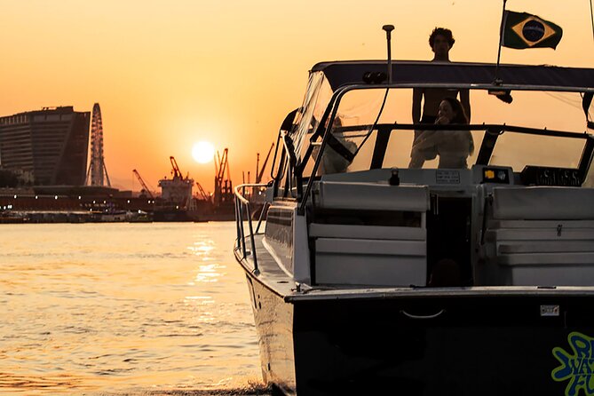 Sunset Boat Tour with Beer, Water, Soda and Snacks included - Key points at a glance