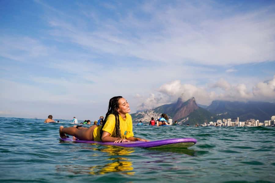 Surf lessons: in Arpoador in Ipanema. - Who should book this lesson