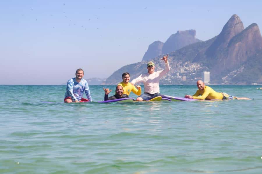Surf lessons: in Arpoador in Ipanema. - Starting on the sand with the essentials