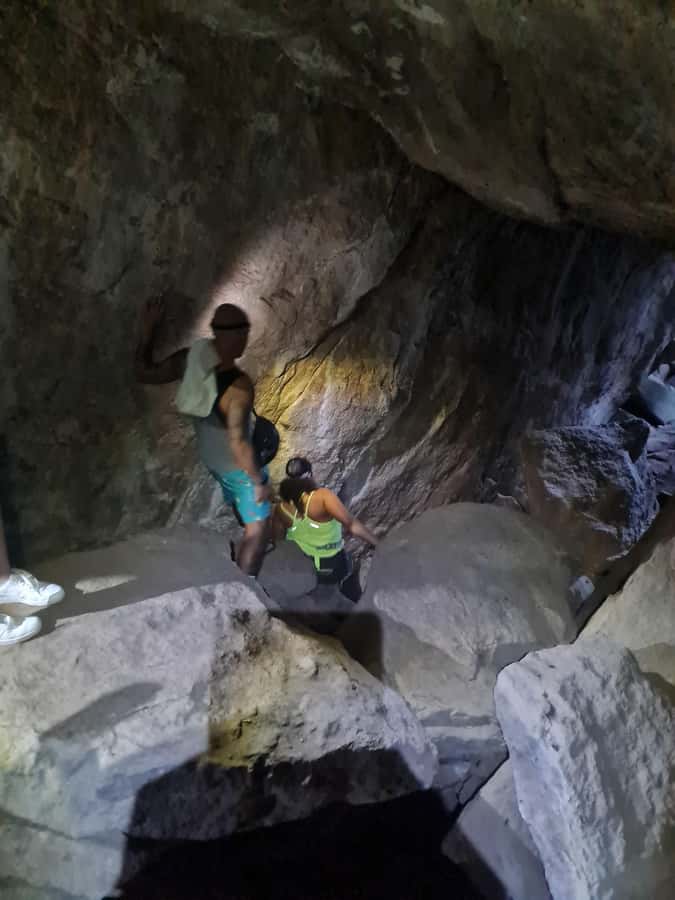 Tijuca Rain Forest - Adventure through Waterfalls & Caves - Samuca’s guiding style matters