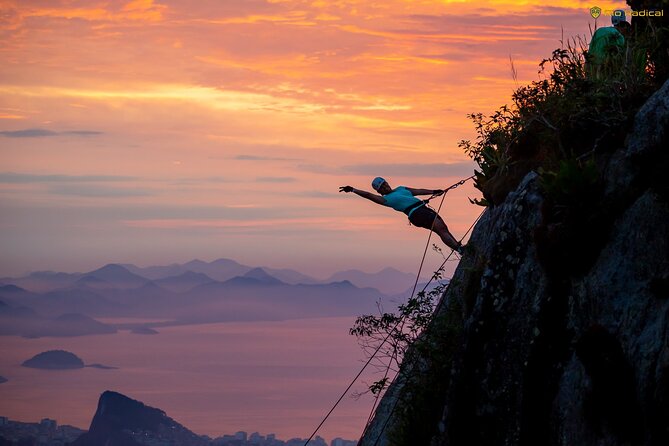 Trail and Rappel on Morro Dois Irmãos - The 50-minute climb to Morro Dois Irmãos
